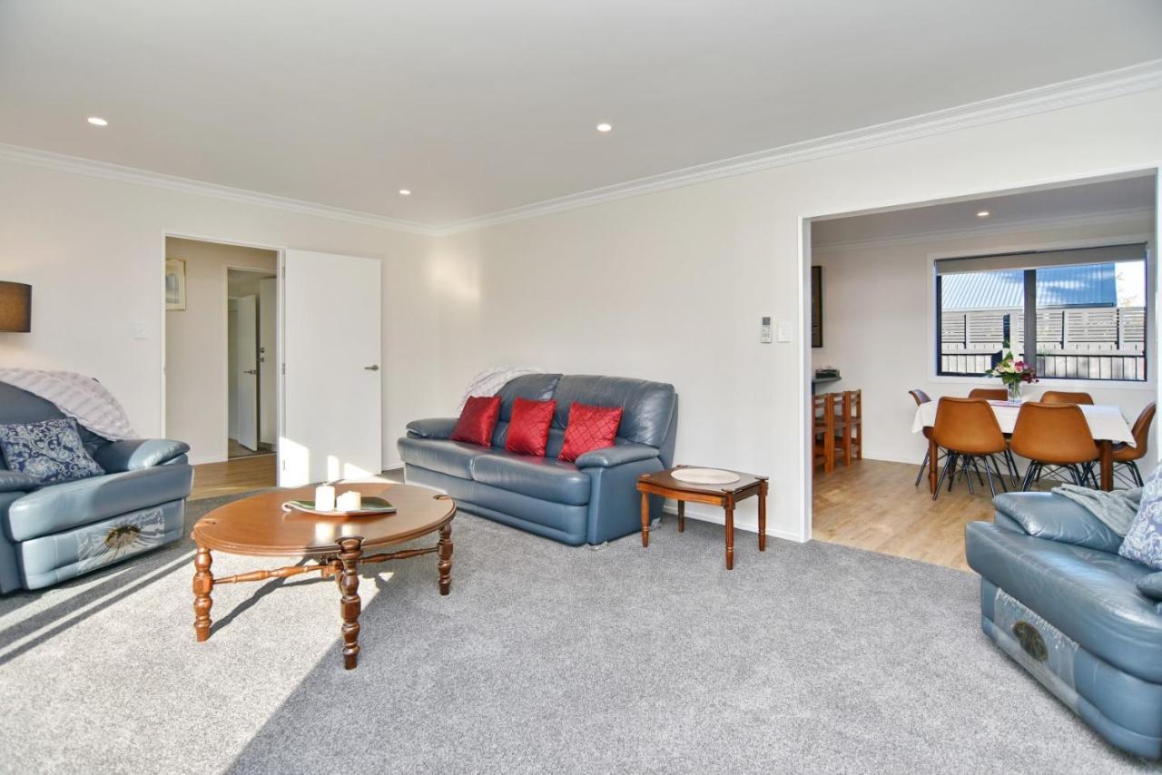 Lavandula 3 - Christchurch Holiday Homes Ngoại thất bức ảnh