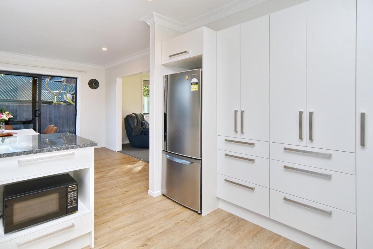 Lavandula 3 - Christchurch Holiday Homes Ngoại thất bức ảnh