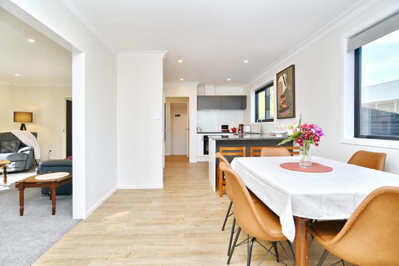 Lavandula 3 - Christchurch Holiday Homes Ngoại thất bức ảnh